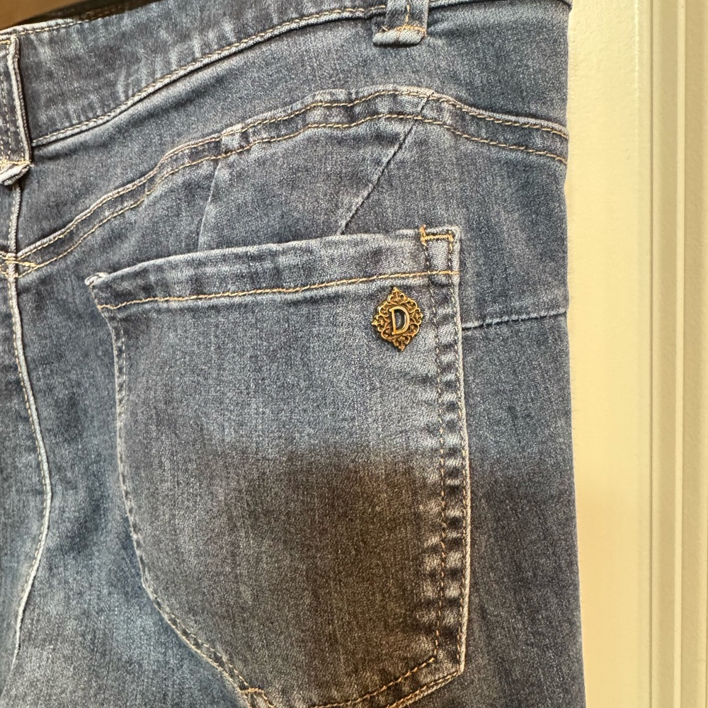 Democracy “Ab”solution‎ Straight Leg Jeans - Picture 3 of 5